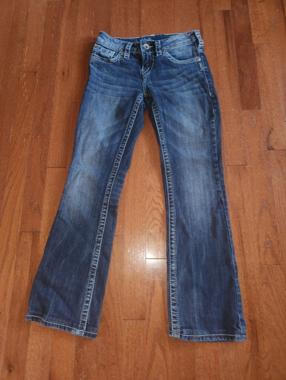 Silver Jeans Women's Faded Indigo Flared Jeans